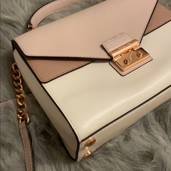 Michael Kors purse - Picture 3 of 4